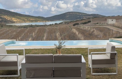 Nabeul Governorate Villa | Lake Villa 3 Bedrooms