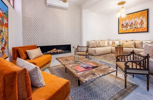 Kbour Chou House | Riad Dar Lghizlane