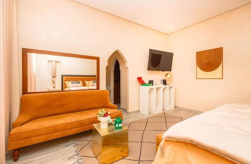 Oulad Hassoune House | Villa Stevana
