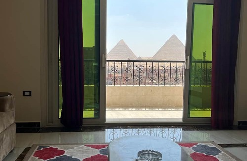 Al Haram Apartment | Egypt as never seen before