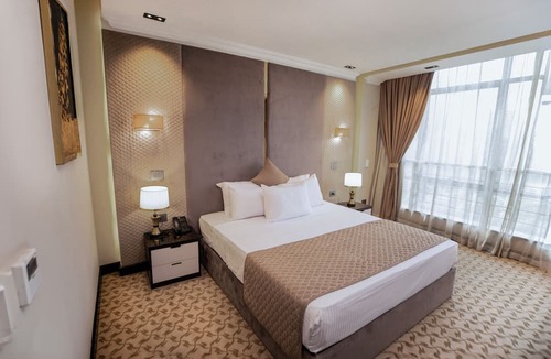 Al Duqqi Hotel | Cairo Taj Mohandessn Hotels & Suites