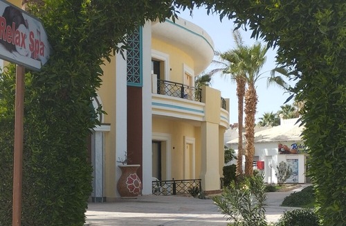 Village Road Ski Chalet | Aqua park luxury 2 bedroom chalet