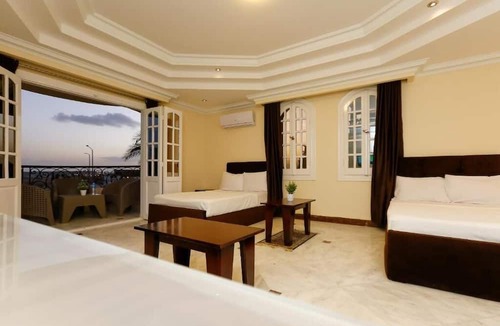 Pyramids Gardens Hotel | Turquoise Pyramids Palace