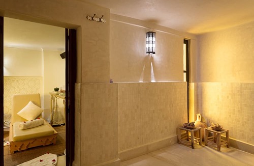 Sidi Bou Amar Hotel | Palais Khum