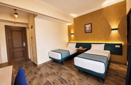 Oula Hotel | St. George Hotel Cairo