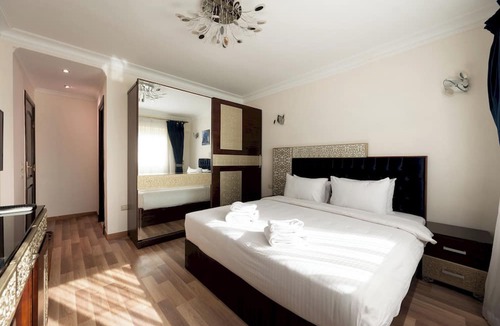 Al Duqqi Apartment | VESTA - Luxury APT - 3BR - Mohandessin (II)