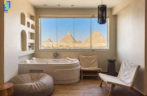 Al Haram Apartment | Xuru Stays I Jacuzzi Studios @ The Pyramids