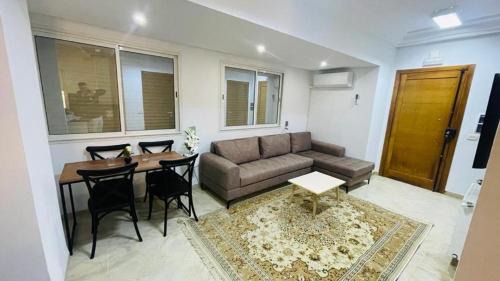 Ennasr Apartment | Spacious Apartment Ennasr, S2, Main Street