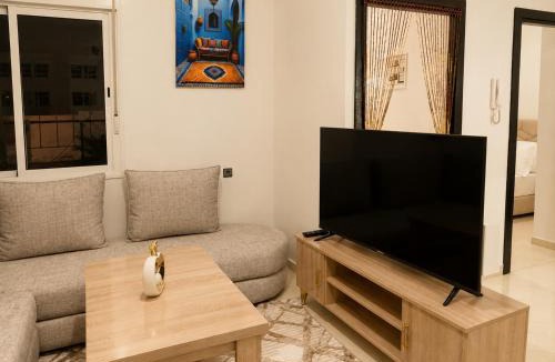 Oulad Azzouz Apartment | Tamaris retreat Stylish Stay near Aquaparc and JACK Beach