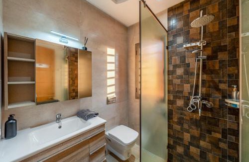 Tassoultante House | Luxury 4BR Villa, Atlas and Pool View, Breakfast and Lunch Available