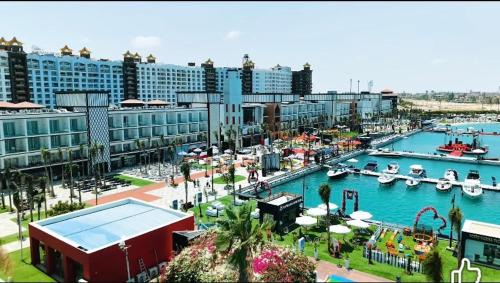 Marina El Alamein Apartment | Porto marina pool view