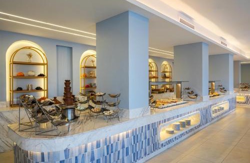 Al Mamsha El Seyahi Resort | Pickalbatros White Beach Resort - Hurghada