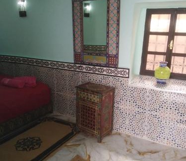 Zaouia Sidi Rhalem Bed & Breakfast | Riad el yacout