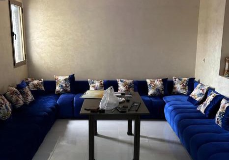 Nador Apartment | Grand Appartement récent - 2 chambres - Climatisé - Wifi - Parking sécurisé gratuit