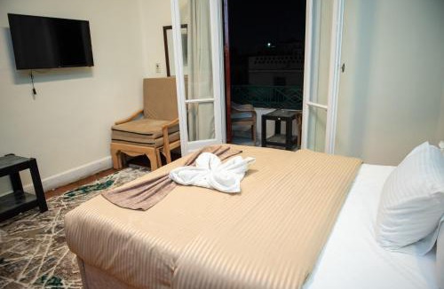 Qasr an-Nil Hotel | Cairo Center