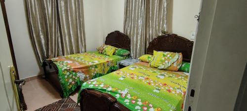 Madinaty Ski Chalet | شاليه إيجار بقريه لاسرينا العين السخنه ثلاث غرف واثنين حمام على حمام السباحة مباشر دقيقه من البحر موقع متميز