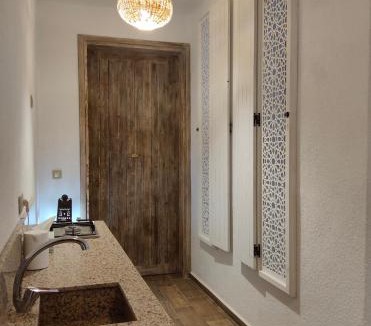 Asfalou House | Villa A'Kabar Guest House