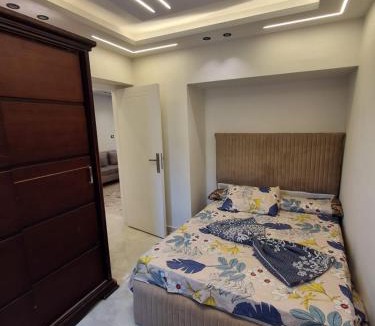 Al-Muntazah Apartment | Zein Luxury Apartment - Maamourah Beach