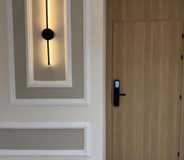 Hay Al Matar Apartment | Dubai room nador jadid