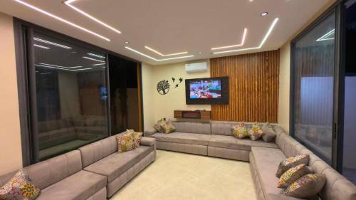 Ghmate Villa | Évadez-vous dans une magnifique villa neuve et contemporaine