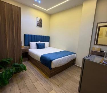 Giza Hotel | Royal Night Pyramids View Inn