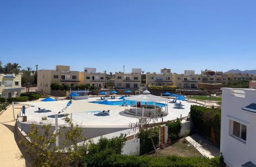 Sharm El Sheikh Ski Chalet | Chalet in amwaj oyoun resort & casino - families and couples only