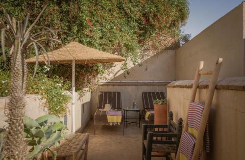 Kbour Chou House | Riad El Aaiun