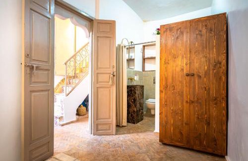 Kbour Chou Bed & Breakfast | Lobama Riad Medina
