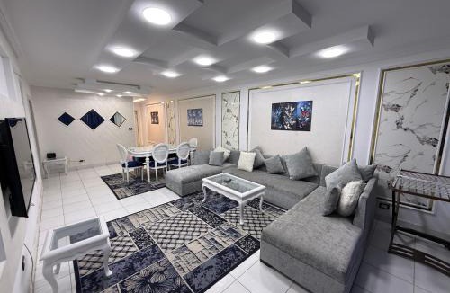 Ar-Raml 1 Apartment | Gleem sea view
