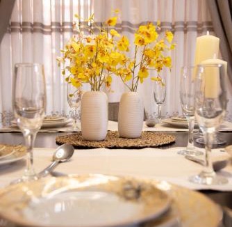 Semlalia Apartment | Luxury 122m Apartment Near Majorelle Garden and Gueliz with Pool View, Terrace & Balcony