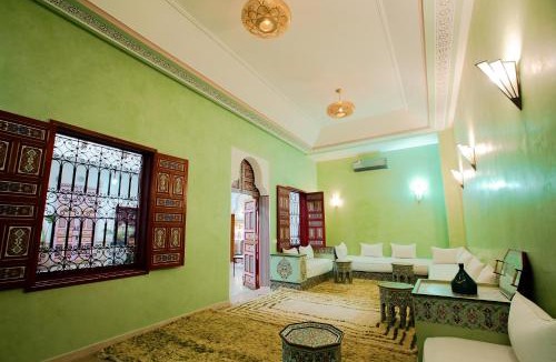 Menara Villa | Riad Dar Mima Hnina - 2 Pools, Breakfast, 10' From Jamaa el-Fna, 10' From Airport