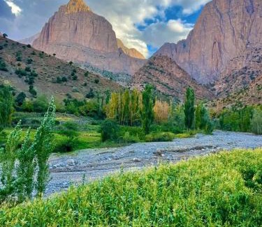 Zaouiat Ahansal Bed & Breakfast | gite taghia ahanssal