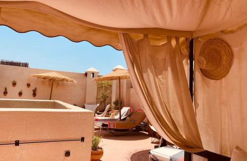 Bab Taghzout House | Riad Kadi