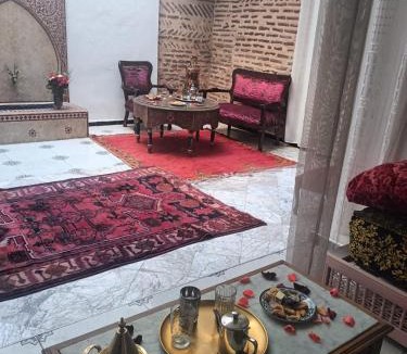 Zaouia Sidi Rhalem Hotel | Dar Le Monde