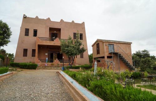 Ifoulo House | Maison d'hôtes Tinwitchi
