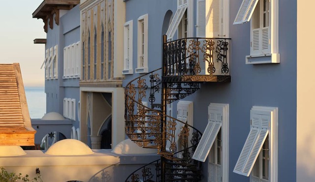 La Maison Bleue