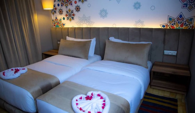 Hotel Karam Palace