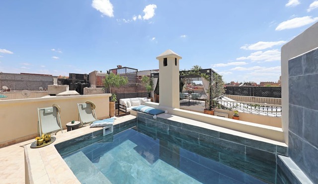Riad Della