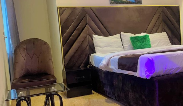 Leons Hotel and Suite in Owerri