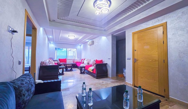 Luxor Home - Spacious & proximity to CFC in Casablanca