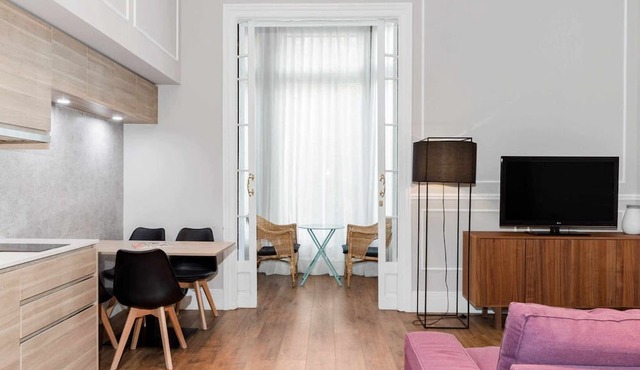 Gaudi Style apartment Barcelona in Barcelona