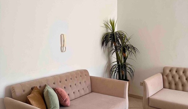 Cozy 2-bedroom apartment in a lively neighbourhood- Tunis in La Soukra