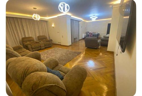 High-Luxury Royal 3BR Suite Near Cairo Airport