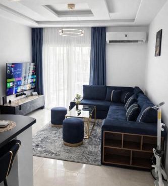 Modern Oasis 2BR Near Soho Square Sharm