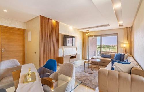Prestigia Golf Resort Luxury City Center