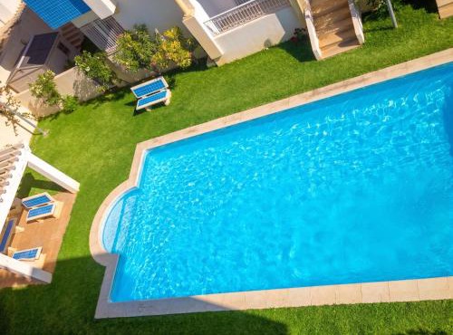 Sea View Apartment in Hammamet with Shared Pool