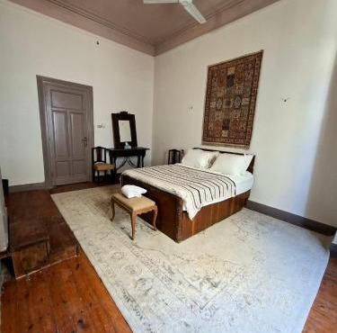 Alexandria Grand I Downtown boutique Hotel