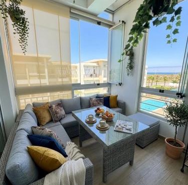 Private Resort- Pool - Beach View- Family Fun