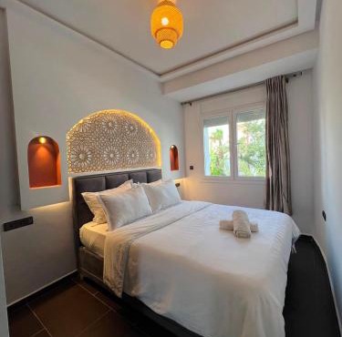 Chic Villa - Pool - Wi-Fi -Parking - 3 Bedrooms