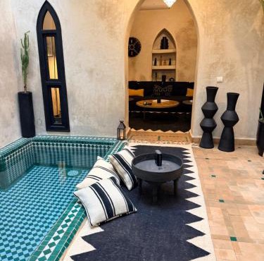 Riad 1810